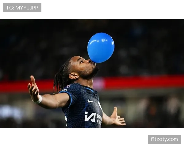 帕尔默与恩昆库：队内核心之争下的战术适配与进攻权重分配